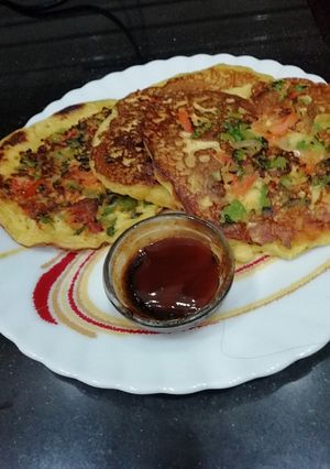 A picture of Besan Uttapam.
