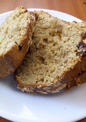 A picture of Banana bread with Oats.