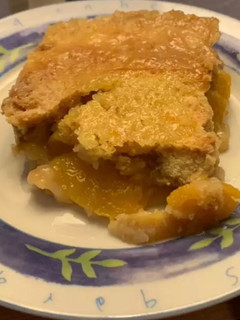 Una foto de Cobbler peach (postre de durazno)