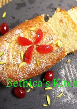 A picture of Eggless Semolina Cake.
