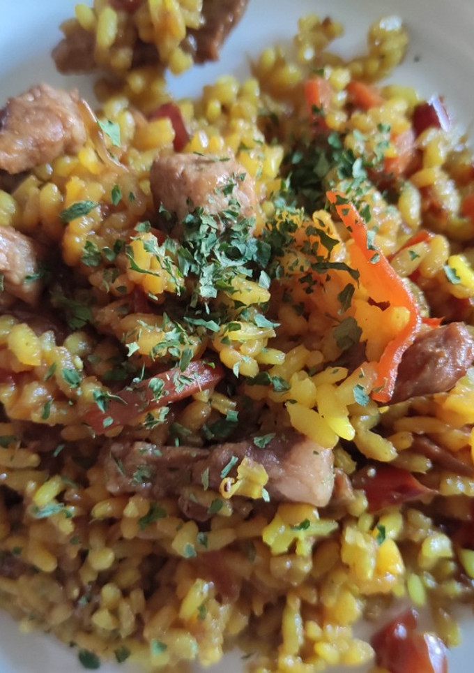 Una foto de Arroz Hoisin con Verduritas y Cerdo al Wok