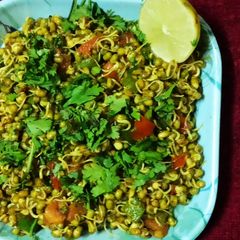 A picture of Sprouted moong.