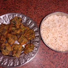 A picture of Sahjan patte ke pakode.