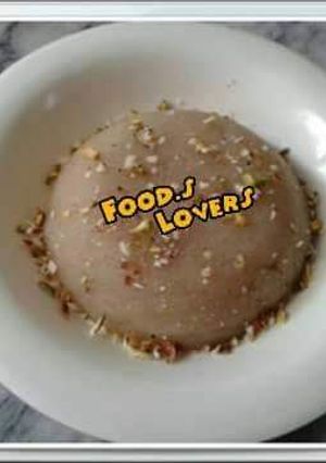 A picture of Suji ka halwa.
