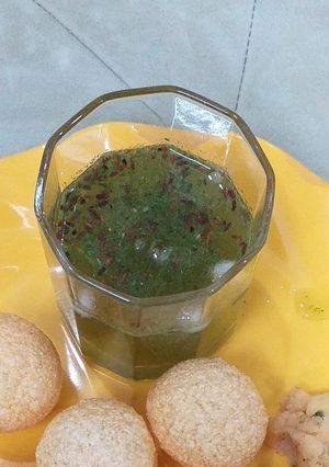A picture of Paani Puri ka paani.