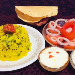 A picture of Dal khichdi.