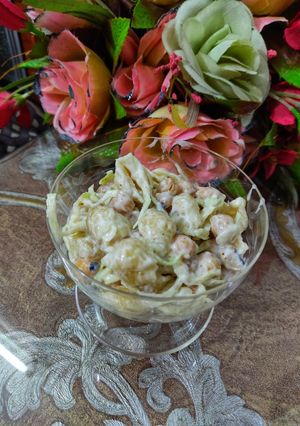 A picture of Macroni chaat.