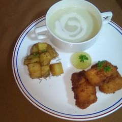 A picture of Rosemary and garlic potatoes.