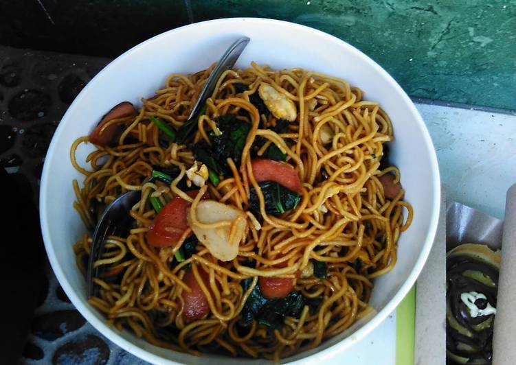 Cara membuat 22. Mie Goreng Spesial mantap