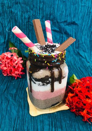 A picture of Oreo shake recipe in English.