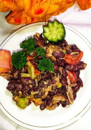 A picture of Healthy Mexican Beans Salad 🇲🇽.