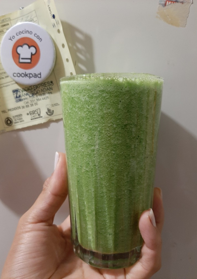 Una foto de Jugo verde para quemar grasa