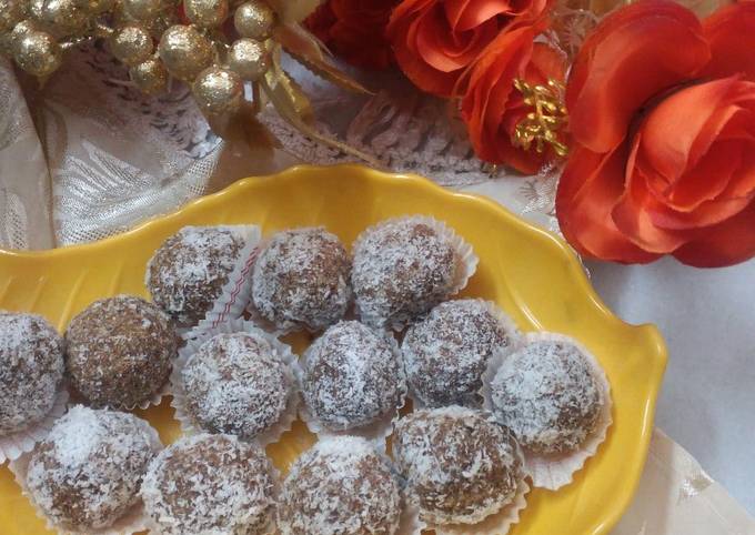 Recipe: Yummy Cornflakes ladoo