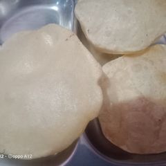 A picture of Luchi recipe.