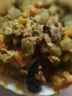 ঝিঙে আলু পোস্ত (jhinge aloo posto recipe in Bengali) রেসিপির প্রধান ছবি
