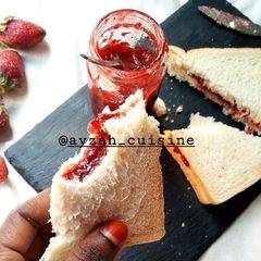 A picture of Home made strawberry jam recipe.