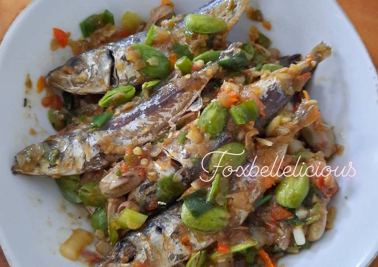 Bagaimana memasak Ikan asin cabe rawit, Enak