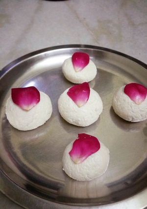 A picture of Kaccha Gola dessert recipe.