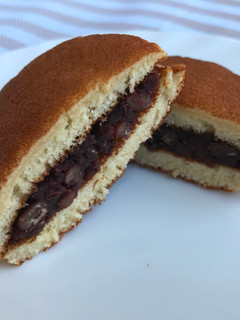 Una foto de Dorayaki de "Doraemon"