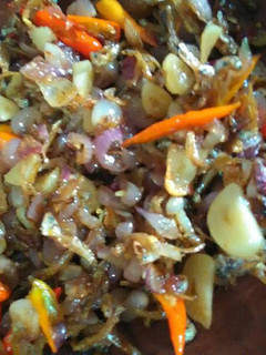 Foto resep 🌶.Sambel teri bawang 🌶sekali plung