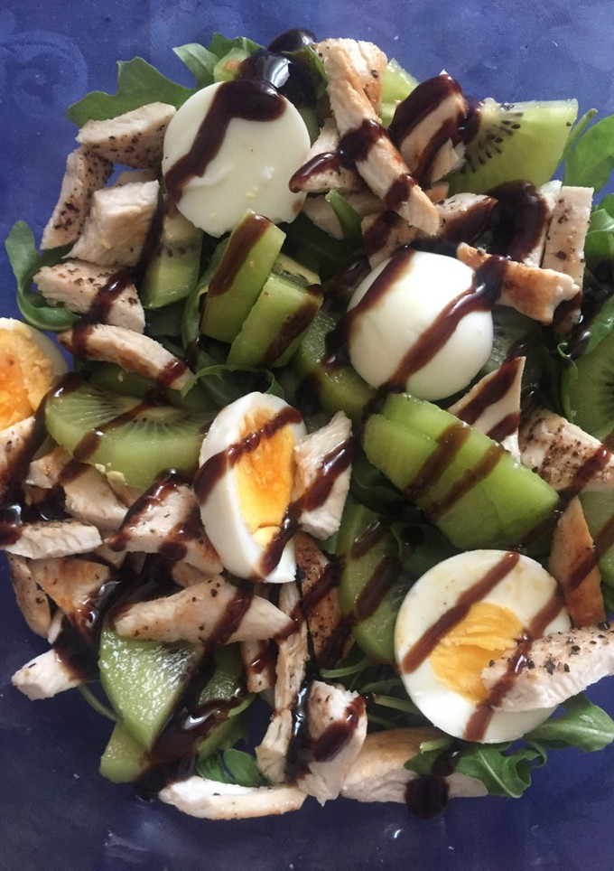 Una foto de Ensalada templada de kiwi