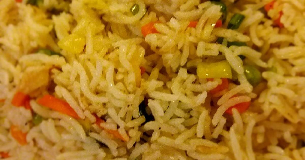 Vegetable fried rice Recipe by Sumaiya Muddasir Cookpad