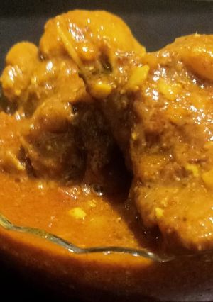 মুরগির ঝোল (Moorgir jhol recipe in Bengali) রেসিপির প্রধান ছবি