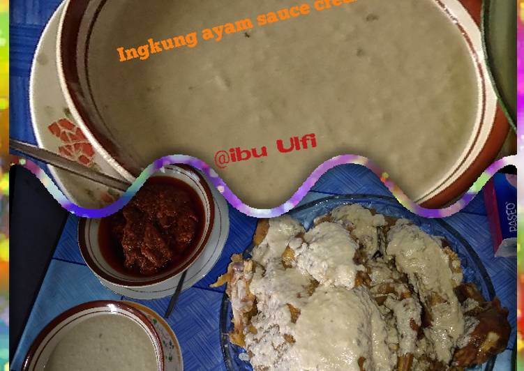 Langkah Mudah untuk Menyiapkan Ingkung ayam (beleh Dewe) with sauce coconut creamy😋😋😍😍 yang Sempurna