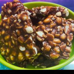 A picture of Peanut chikki.