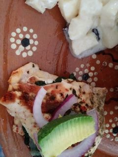 Una foto de Pechugas rellenas con requesón y espinacas 🐔