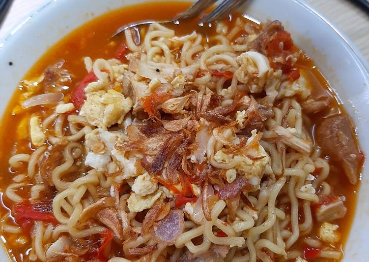 Indomie kuah extra pedas