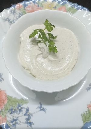 A picture of Homemade Garlic Mayonnaise.