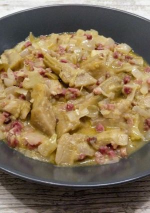 Foto principal de Alcachofas rehogadas con jamón