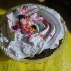 A picture of Homemade Chantilly Vanilla cream.