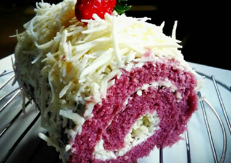 Rollcake ubi ungu