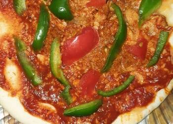 Easiest Way to Recipe Appetizing Chicken Tikka pizza In microwave