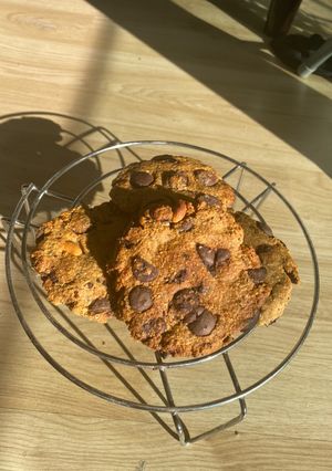 Una foto de Galletas chocochips de avena - Chocochips oatmeal cookies