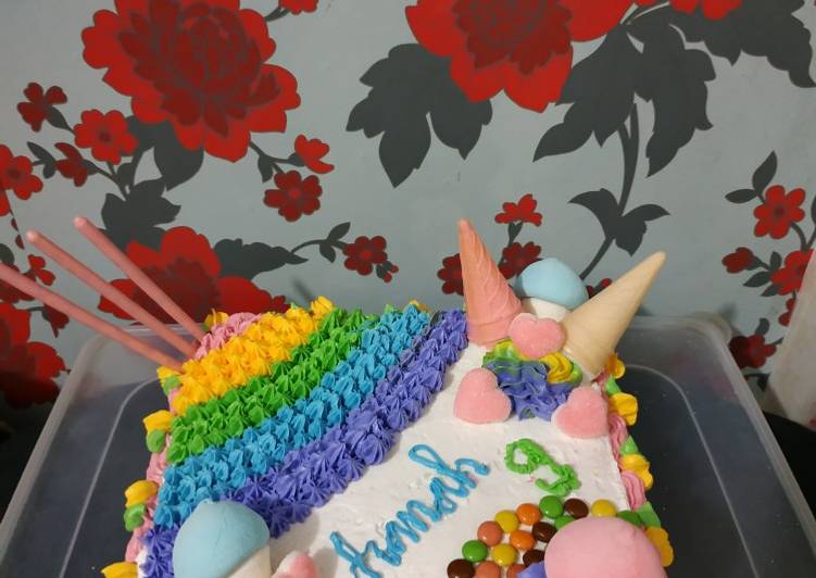 Rainbow cake