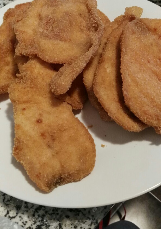 Una foto de Milanesas de pollo o pollo empanado