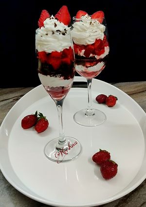 A picture of Strawberry Parfait.