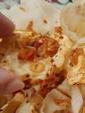 Bóng bì và bánh tráng chiên giòn lắc topping