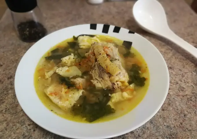 Receta Sopa de pollo con verduras al ajillo