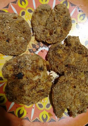 Una foto de Milanesas de pollo y salsa blanca