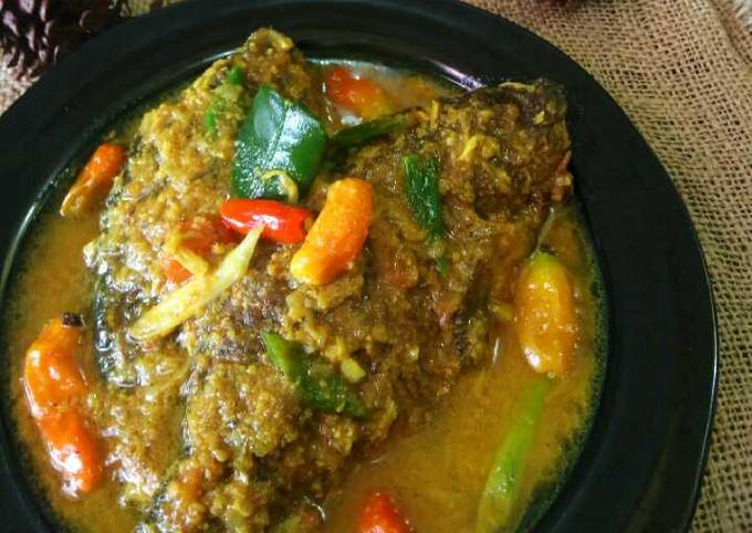 Resep Ikan Mas Bumbu Kuning, Enak Banget