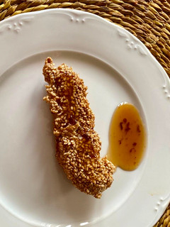 Una foto de Solomillo de pollo con sésamo y salsa de Pedro Ximénez