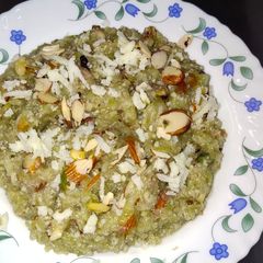 A picture of Lauki ka halwa.