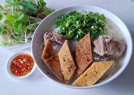 BÚN chả cá miền Trung