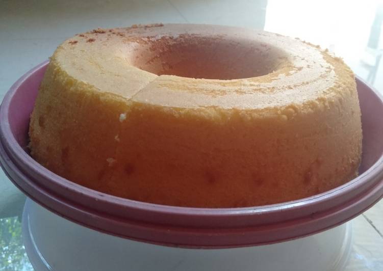 Bolu sponge cake