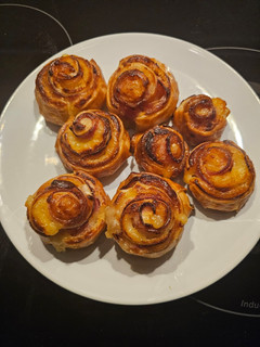 Una foto de Rollitos bacon y queso