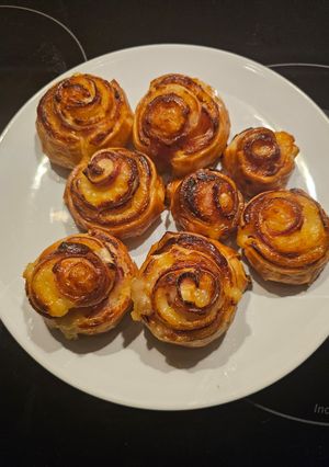 Una foto de Rollitos bacon y queso
